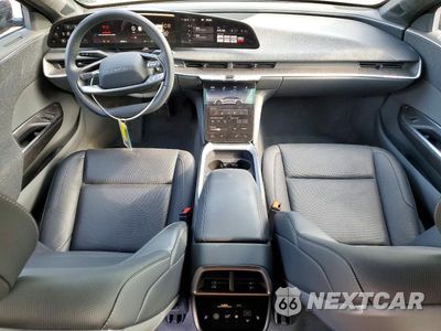 Zdjęcie 8 z 12 samochodu: 2023 LUCID MOTORS AIR PURE VIN:50EA1PFA2PA009308 - miniatura