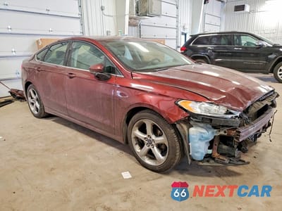 Czwarte zdjęcie samochodu z boku: 2016 FORD FUSION S VIN:3FA6P0G74GR246784 - miniatura