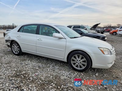 Czwarte zdjęcie samochodu z boku: 2007 TOYOTA AVALON VIN:4T1BK36B87U241851 - miniatura