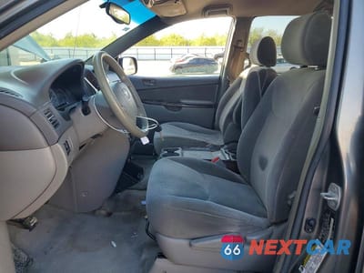 Zdjęcie 7 z 13 samochodu: 2005 TOYOTA SIENNA LE 7 PASSENGER VIN:5TDZA23C35S239438 - miniatura