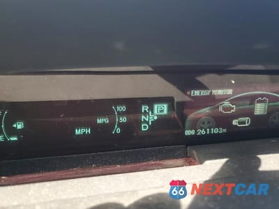 Zdjęcie 9 z 11 samochodu: 2013 TOYOTA PRIUS PERSONA SERIES SE VIN:JTDKN3DU9D1636229 - miniatura