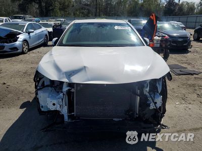 Piąte zdjęcie samochodu w środku: 2019 TOYOTA CAMRY LE VIN:4T1B11HK1KU290046 - miniatura