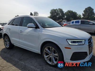 Czwarte zdjęcie samochodu z boku: 2018 AUDI Q3 PREMIUM PLUS VIN:WA1JCCFS5JR012948 - miniatura