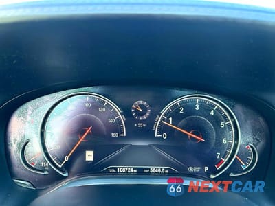 Zdjęcie 8 z 12 samochodu: 2016 BMW 750 XI VIN:WBA7F2C54GG419337 - miniatura