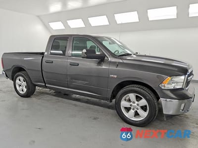 Czwarte zdjęcie samochodu z boku: 2021 RAM 1500 CLASSIC TRADESMAN VIN:1C6RR6FT9MS572459 - miniatura