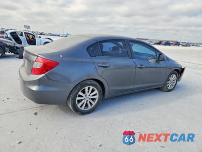 Trzecie zdjęcie samochodu z tyłu: 2012 HONDA CIVIC EX VIN:2HGFB2F8XCH316343 - miniatura