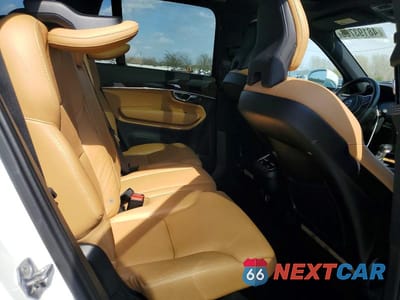 Zdjęcie 11 z 13 samochodu: 2019 VOLVO XC90 T6 MOMENTUM VIN:YV4A22PK1K1462255 - miniatura