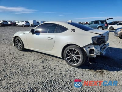 Drugie zdjęcie samochodu z przodu: 2017 TOYOTA 86 BASE VIN:JF1ZNAA10H8704370 - miniatura