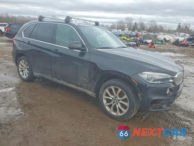 Czwarte zdjęcie samochodu z boku: 2018 BMW X5 XDRIVE50I VIN:5UXKR6C56J0U14392 - miniatura