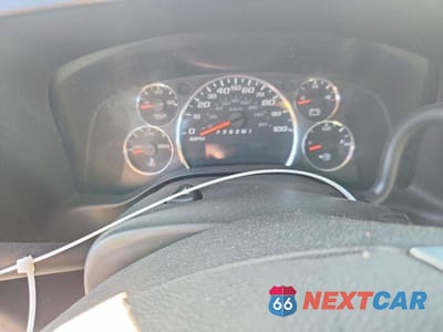 Zdjęcie 9 z 13 samochodu: 2017 CHEV EXPRESS G2500 VIN:1GCWGAFF0H1283738 - miniatura