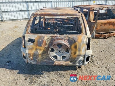 Zdjęcie 6 z 12 samochodu: 2003 TOYOTA RAV4 BASE VIN:JTEGH20V930097780 - miniatura
