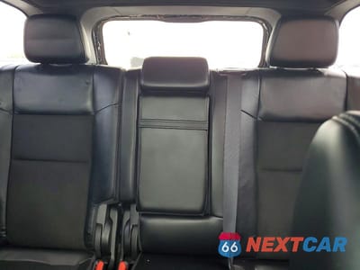 Zdjęcie 10 z 13 samochodu: 2021 JEEP GRAND CHEROKEE LAREDO VIN:1C4RJEAG8MC517354 - miniatura