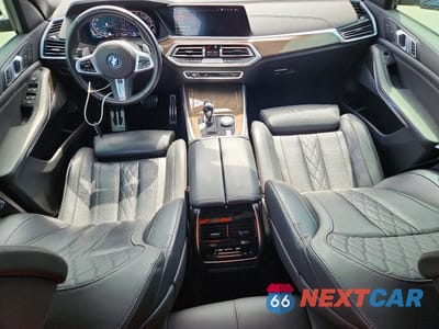 Zdjęcie 8 z 13 samochodu: 2022 BMW X5 XDRIVE45E VIN:5UXTA6C05N9K71260 - miniatura