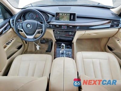Zdjęcie 8 z 14 samochodu: 2015 BMW X5 XDRIVE35I VIN:5UXKR0C53F0K66030 - miniatura