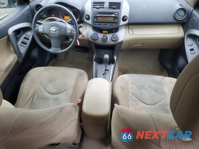 Zdjęcie 8 z 13 samochodu: 2012 TOYOTA RAV4 BASE VIN:JTMZF4DV0CD033239 - miniatura