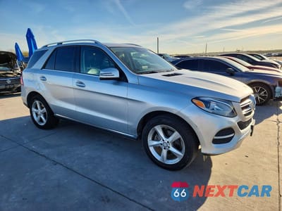 Czwarte zdjęcie samochodu z boku: 2016 MERCEDES-BENZ GLE 350 VIN:4JGDA5JB5GA695930 - miniatura