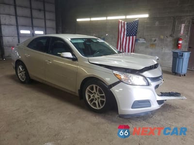 Czwarte zdjęcie samochodu z boku: 2014 CHEVROLET MALIBU 1LT VIN:1G11C5SLXEF115766 - miniatura