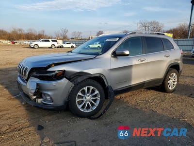 2019 JEEP CHEROKEE LATITUDE 1C4PJLCB3KD205219 - główne zdjęcie licytacji z USA - miniatura