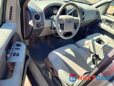 Zdjęcie 8 z 12 samochodu: 2006 FORD F150 VIN:1FTRF12206KB41996 - miniatura