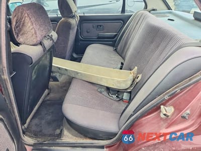 Zdjęcie 10 z 11 samochodu: 1987 BMW 325 E AUTOMATIC VIN:WBAAE6405H1706290 - miniatura