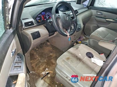 Zdjęcie 8 z 12 samochodu: 2017 HONDA ODYSSEY LX VIN:5FNRL5H27HB001628 - miniatura