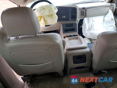 Zdjęcie 8 z 13 samochodu: 2003 CHEVROLET TAHOE K1500 VIN:1GNEK13Z83J304554 - miniatura