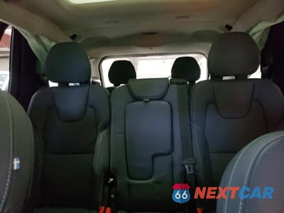 Zdjęcie 10 z 12 samochodu: 2020 VOLVO XC90 T6 INSCRIPTION VIN:YV4A22PL9L1573243 - miniatura