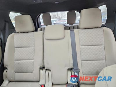 Zdjęcie 10 z 12 samochodu: 2015 FORD EXPLORER XLT VIN:1FM5K8D8XFGB70750 - miniatura