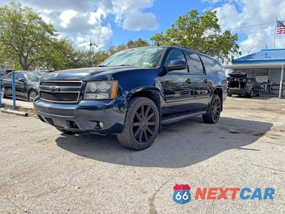 Drugie zdjęcie samochodu z przodu: 2007 CHEVROLET SUBURBAN K1500 VIN:1GNFK16377J321296 - miniatura