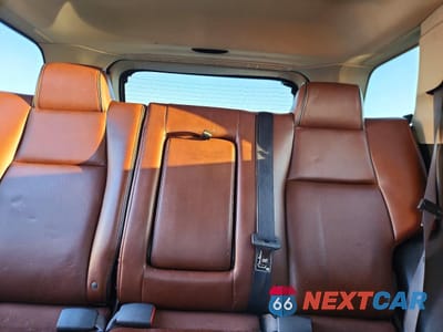 Zdjęcie 10 z 13 samochodu: 2008 JEEP GRAND CHEROKEE OVERLAND VIN:1J8HR68278C100973 - miniatura