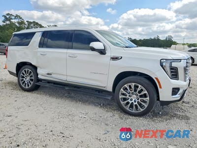 Czwarte zdjęcie samochodu z boku: 2025 GMC YUKON XL DENALI VIN:1GKS2JRL9SR225266 - miniatura