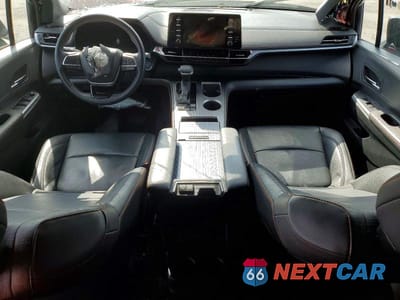 Zdjęcie 8 z 14 samochodu: 2022 TOYOTA SIENNA XSE 7-PASSENGER VIN:5TDXSKFC2NS062848 - miniatura