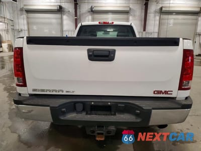 Zdjęcie 6 z 11 samochodu: 2013 GMC SIERRA K2500 HEAVY DUTY VIN:1GT22ZCG1DZ126823 - miniatura