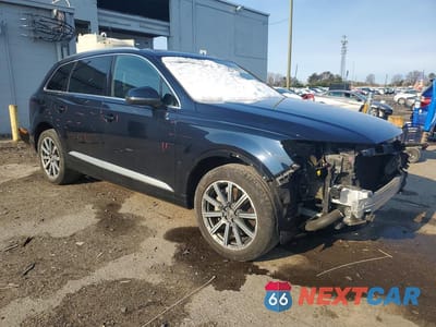 Czwarte zdjęcie samochodu z boku: 2018 AUDI Q7 PREMIUM PLUS VIN:WA1LHAF72JD012705 - miniatura