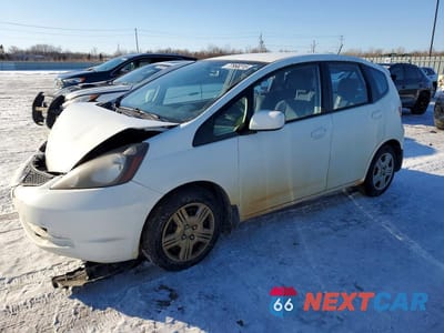 2013 HONDA FIT LX LUCGE8H57D3000348 - główne zdjęcie licytacji z USA - miniatura