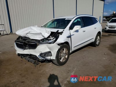 2018 BUICK ENCLAVE ESSENCE 5GAERBKW2JJ216017 - główne zdjęcie licytacji z USA - miniatura