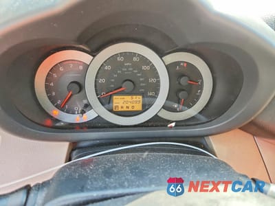 Zdjęcie 9 z 14 samochodu: 2007 TOYOTA RAV4 BASE VIN:JTMBD35V475078698 - miniatura