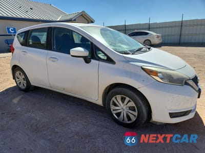 Czwarte zdjęcie samochodu z boku: 2017 NISSAN VERSA NOTE S PLUS VIN:3N1CE2CP3HL372145 - miniatura
