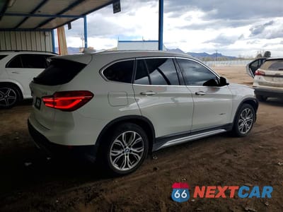 Trzecie zdjęcie samochodu z tyłu: 2017 BMW X1 XDRIVE28I VIN:WBXHT3C33H5F71424 - miniatura