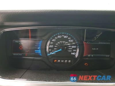 Zdjęcie 9 z 12 samochodu: 2017 FORD TAURUS SEL VIN:1FAHP2E83HG103558 - miniatura