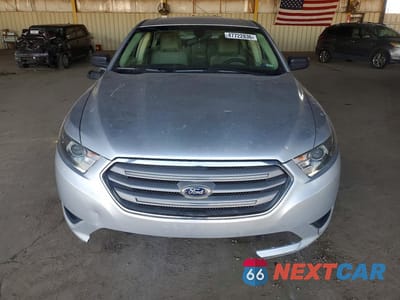 Piąte zdjęcie samochodu w środku: 2016 FORD TAURUS SE VIN:1FAHP2D82GG109769 - miniatura