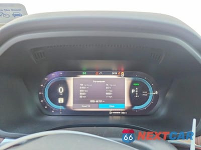 Zdjęcie 9 z 13 samochodu: 2023 VOLVO XC60 PLUS VIN:YV4H60DN4P1306904 - miniatura