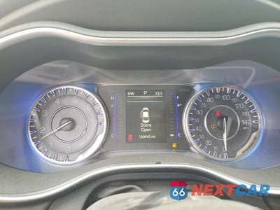 Zdjęcie 9 z 12 samochodu: 2016 CHRYSLER 200 LIMITED VIN:1C3CCCAB5GN143100 - miniatura
