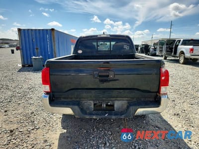 Zdjęcie 6 z 11 samochodu: 2017 TOYOTA TACOMA SR5 VIN:5TFAX5GN4HX090657 - miniatura