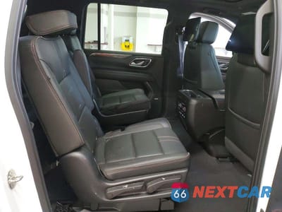Zdjęcie 11 z 13 samochodu: 2022 CHEVROLET SUBURBAN K1500 RST VIN:1GNSKEKD1NR152959 - miniatura