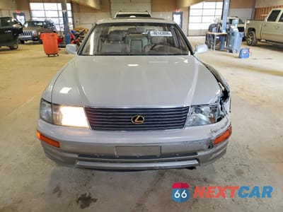 Piąte zdjęcie samochodu w środku: 1997 LEXUS LS 400 BASE VIN:JT8BH28F6V0090427 - miniatura