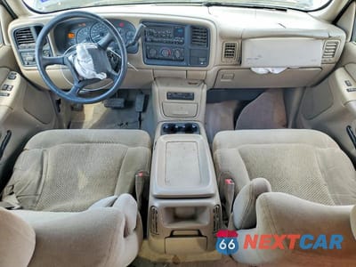 Zdjęcie 8 z 12 samochodu: 2001 CHEVROLET SILVERADO C2500 HEAVY DUTY VIN:1GCHC29U61E304756 - miniatura