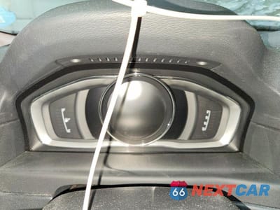 Zdjęcie 9 z 11 samochodu: 2016 VOLVO XC70 T5 PREMIER VIN:YV4612NK3G1238472 - miniatura