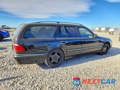 Trzecie zdjęcie samochodu z tyłu: 2001 MERCEDES-BENZ E 320 VIN:WDBJH65J21B284317 - miniatura