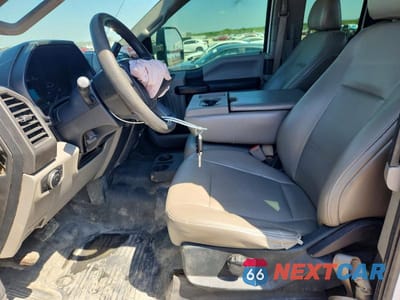 Zdjęcie 7 z 12 samochodu: 2019 FORD F250 SUPER DUTY VIN:1FT7X2B69KEG71678 - miniatura